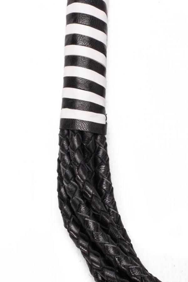 8 Tail Polish Leather Flogger 22 inch #2 | ViPstore.hu - Erotika webáruház