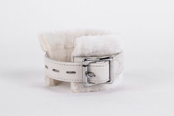 Handcuff Design Made in Calf Softy Leather White ViPstore.hu - Erotika Webáruház - Szexshop 4
