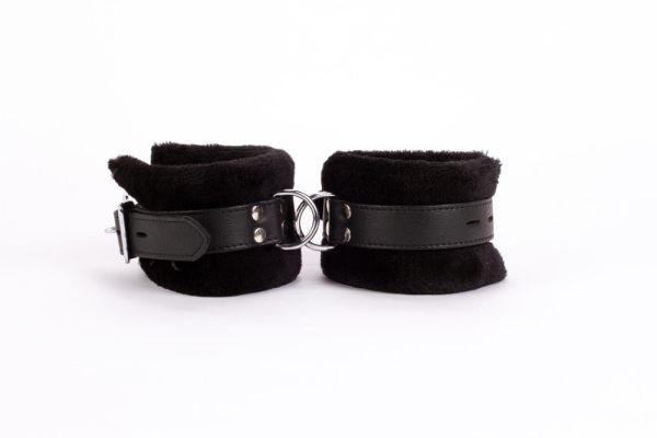 Handcuff Design Made in Calf Softy Leather and Puffed Fur Black ViPstore.hu - Erotika Webáruház - Szexshop 7