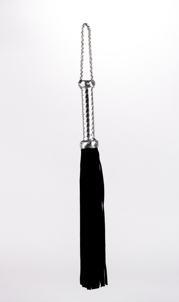 Flogger with Metallic Leather Handle and Suede Leather Tails Black 18" | ViPstore.hu - Erotika webáruház #1 - EAN 5999560510348 | SKU DEVIL00061