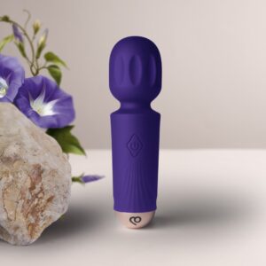 Rechargeable Mini Wand - Violet Dream | ViPstore.hu - Erotika webáruház #1 - EAN 811041015867 | SKU ROCKS00472