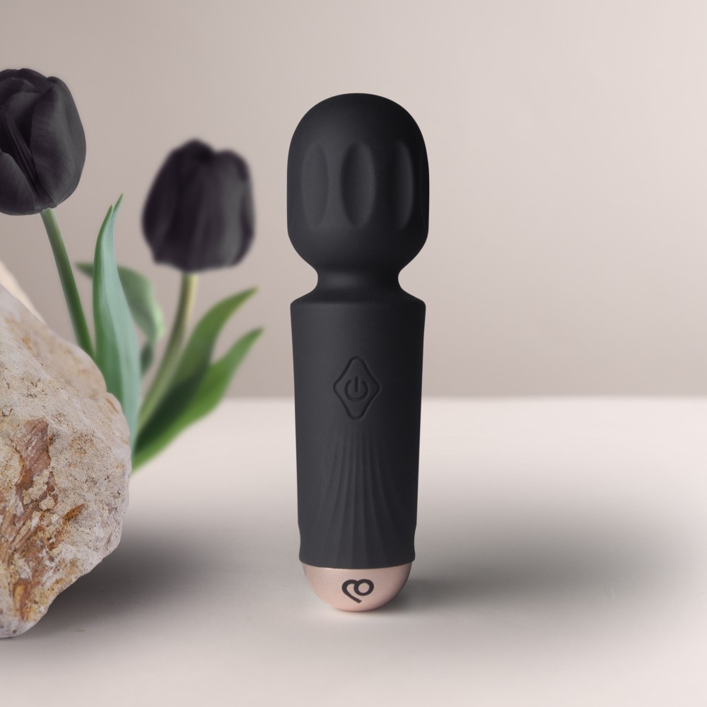 Rechargeable Mini Wand - Black Tulip | ViPstore.hu - Erotika webáruház #1 - EAN 811041015843 | SKU ROCKS00474