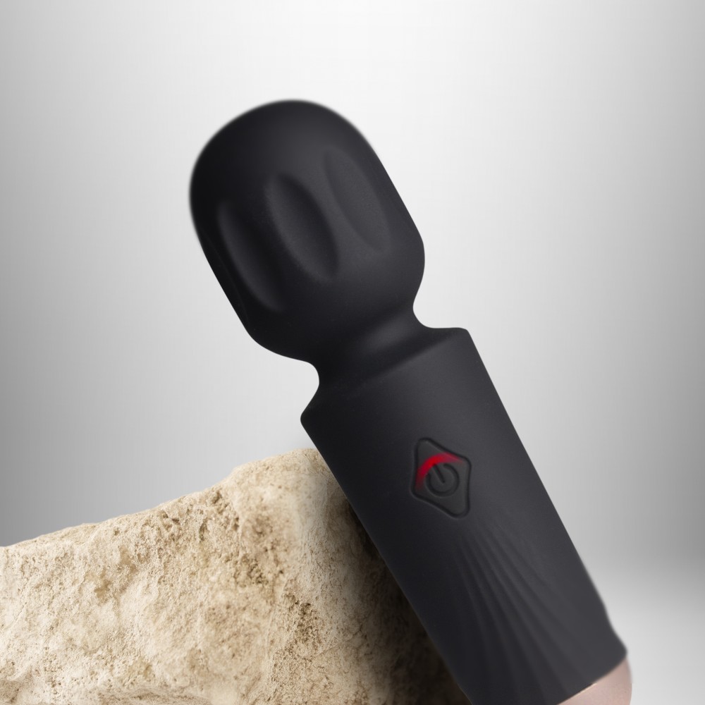 Rechargeable Mini Wand - Black Tulip | ViPstore.hu - Erotika webáruház #2 - EAN 811041015843 | SKU ROCKS00474