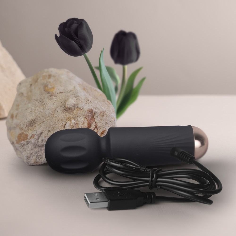 Rechargeable Mini Wand - Black Tulip | ViPstore.hu - Erotika webáruház #7 - EAN 811041015843 | SKU ROCKS00474