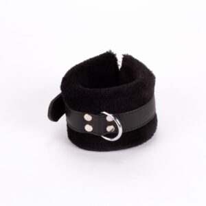 Handcuff Design Made in Calf Softy Leather and Puffed Fur Black | ViPstore.hu - Erotika webáruház #1 - EAN 5999560510515 | SKU DEVIL00068